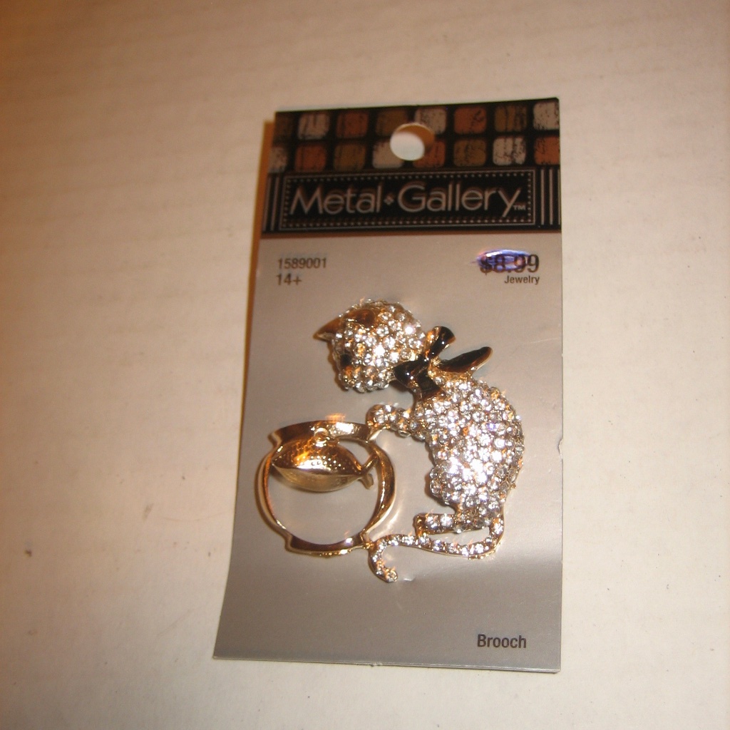 Metal Gallery Costume Fashion Jewelry Cat & Fish Bowl Faux Gold Pin/Brooch Nwwt